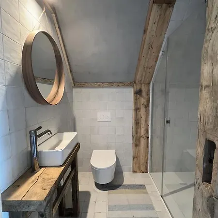 Apartment Tilia Authentic Home, Butikowe Nad Morzem *