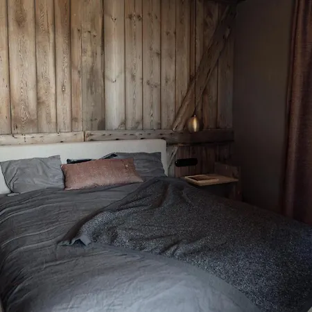 Apartman Tilia Authentic Home, Butikowe Nad Morzem